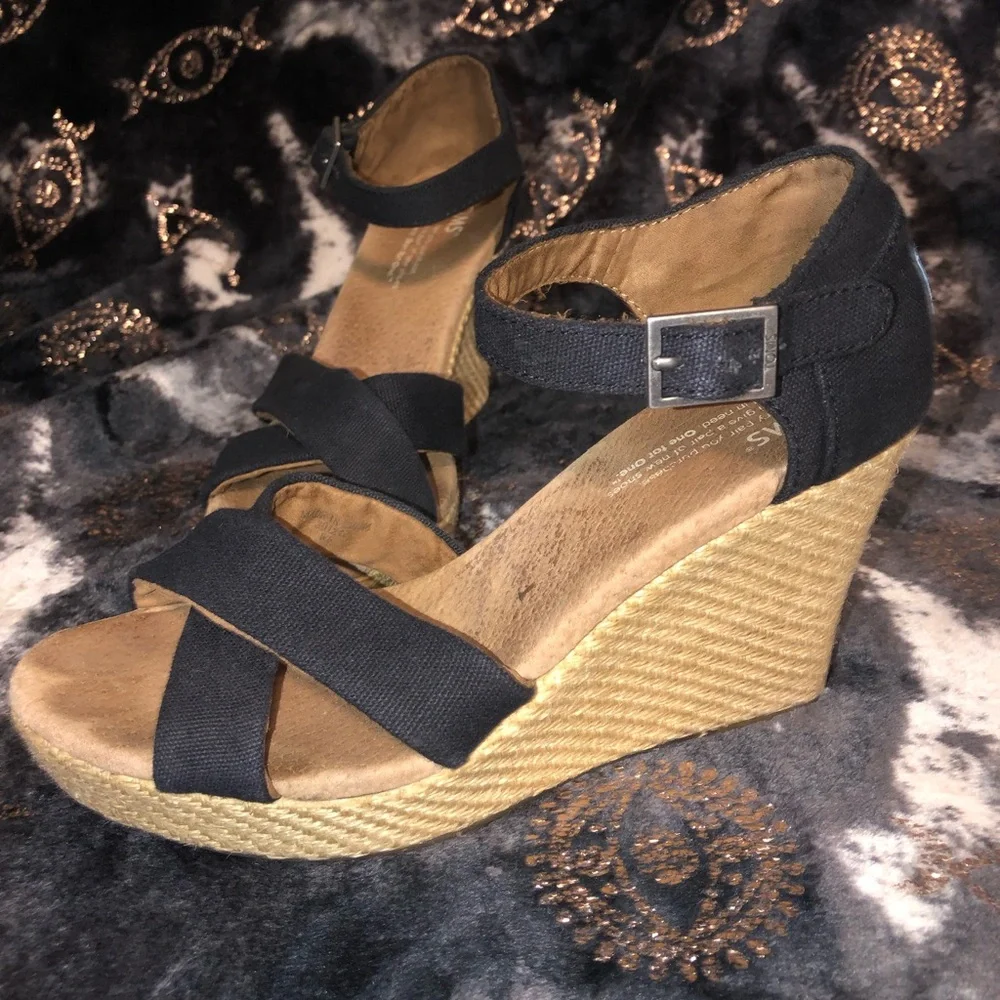 Toms Black Canvas Espadrille Wedge Sandals with Natural Rope Heel